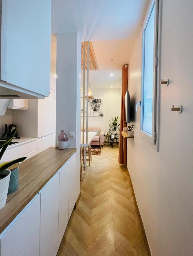 Le Nid Douillet De Patricia Apartment Париж Екстериор снимка